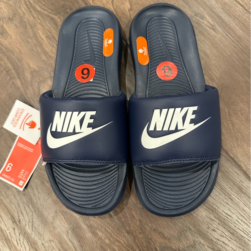Nike Victori One Men’s Slide Sandals